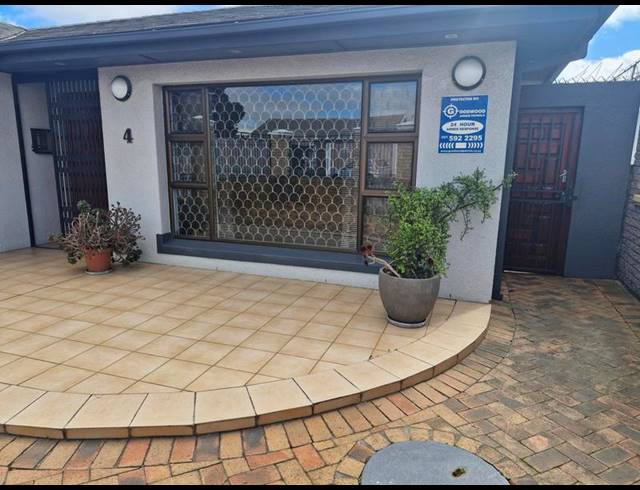 6 BEDROOM HOUSE FOR SALE IN CRAVENBY